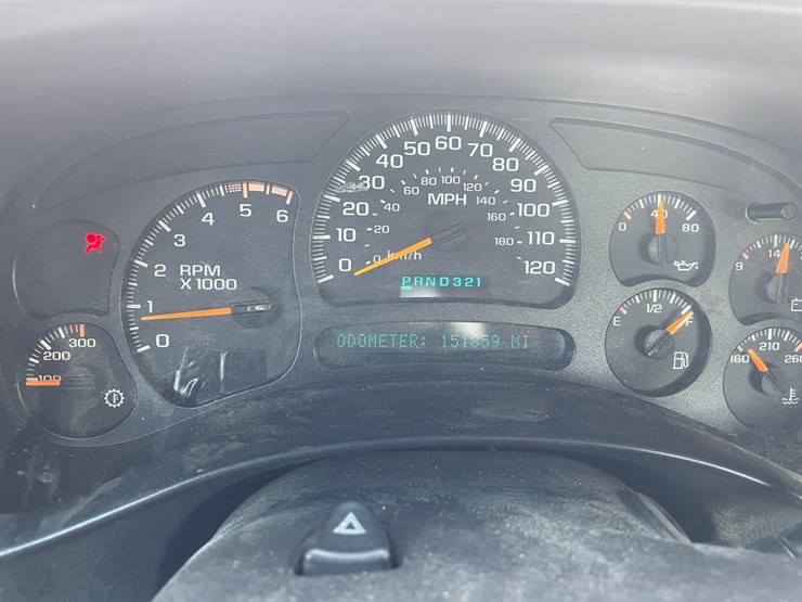 2005-chevrolet-3500-image-39