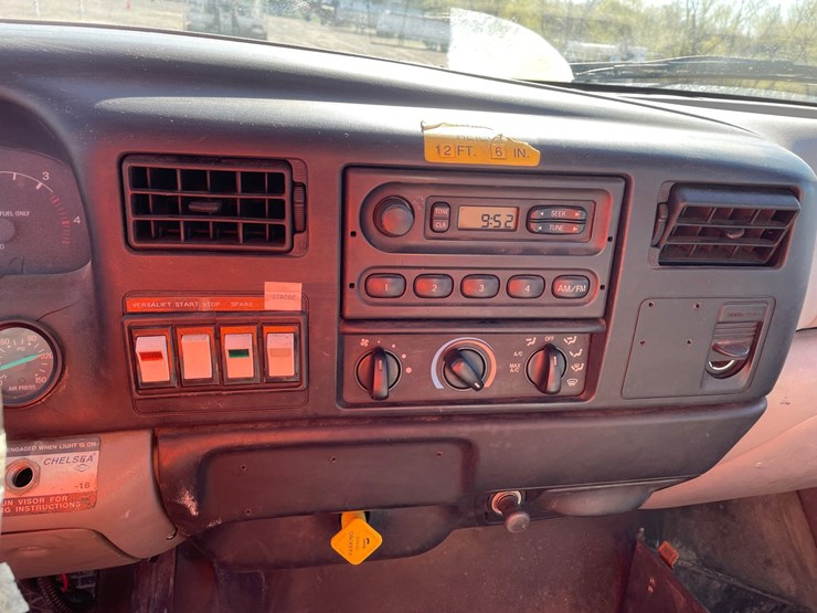 2000-ford-f750-image-58
