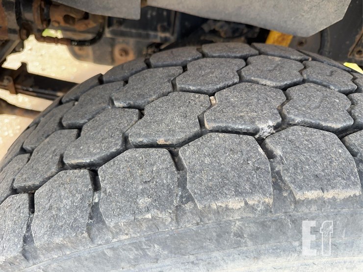 2000-kenworth-t800-image-10