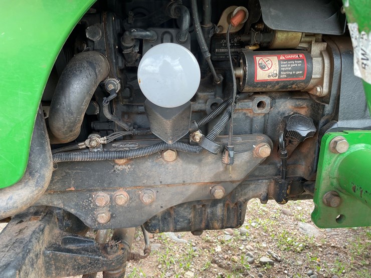 2005-john-deere-4120-image-15