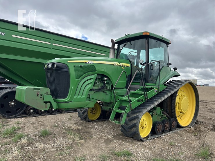 2004-john-deere-8220t-image-1