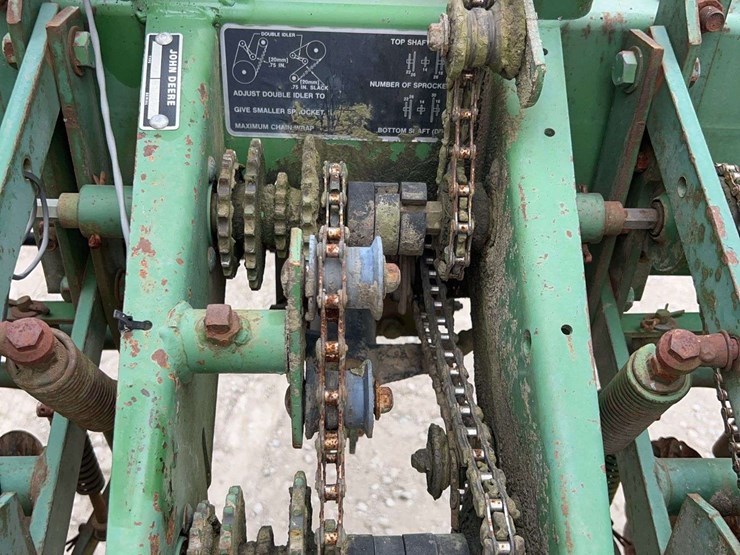 john-deere-7000-image-9