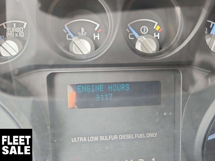 2013-ford-f450-image-23