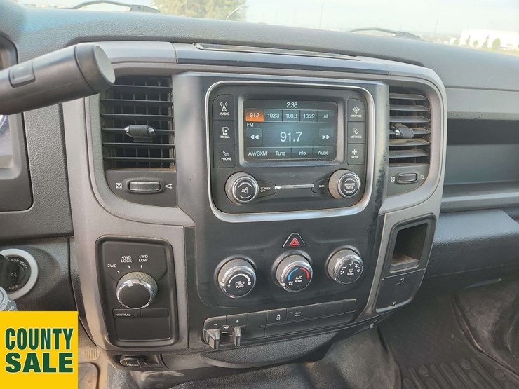 2014-dodge-1500-image-13