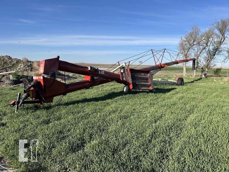 buhler-farm-king-16104-image-1