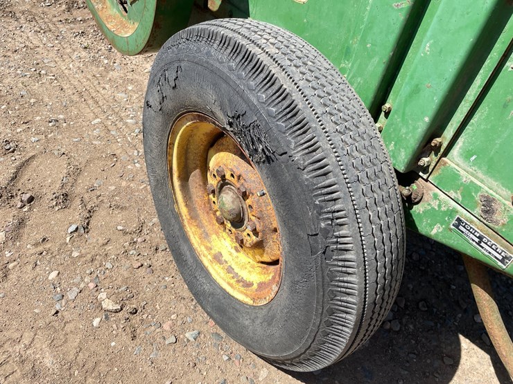 john-deere-14t-image-15