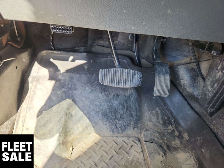2015-ford-f350-image-27