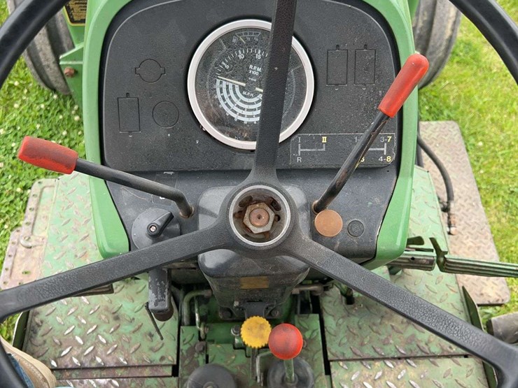 john-deere-2940-image-22