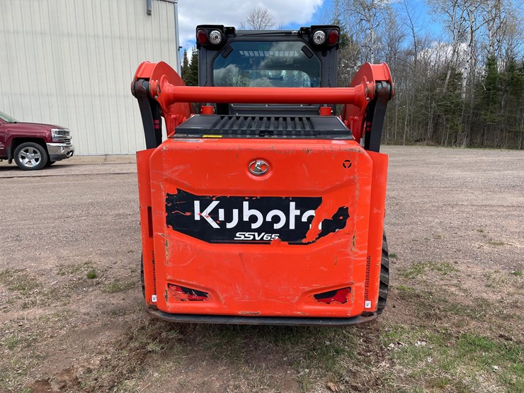 2022-kubota-ssv65-image-4