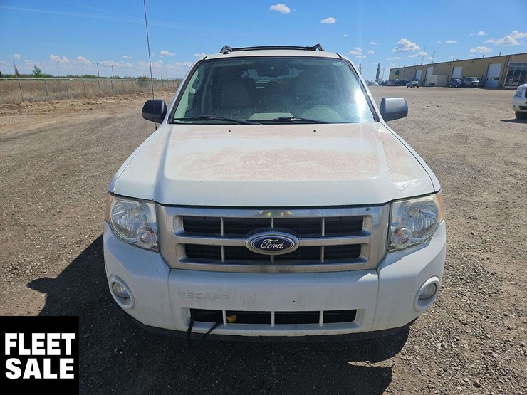 2011-ford-escape-image-6