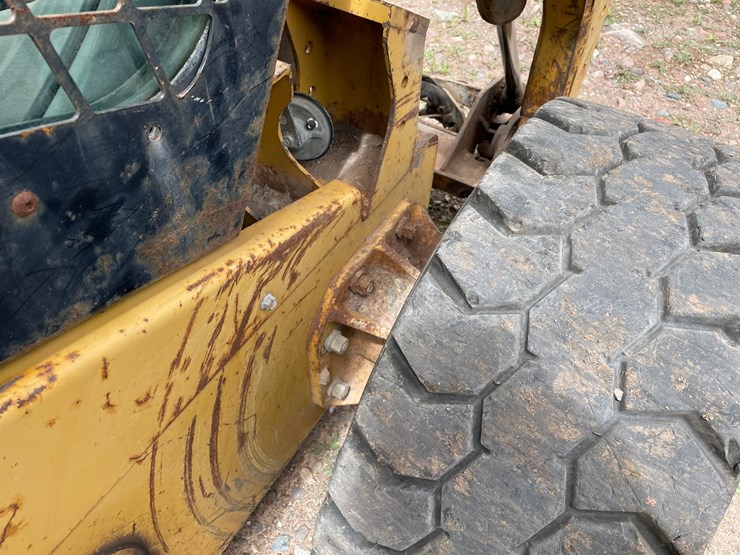 2006-caterpillar-272c-image-26