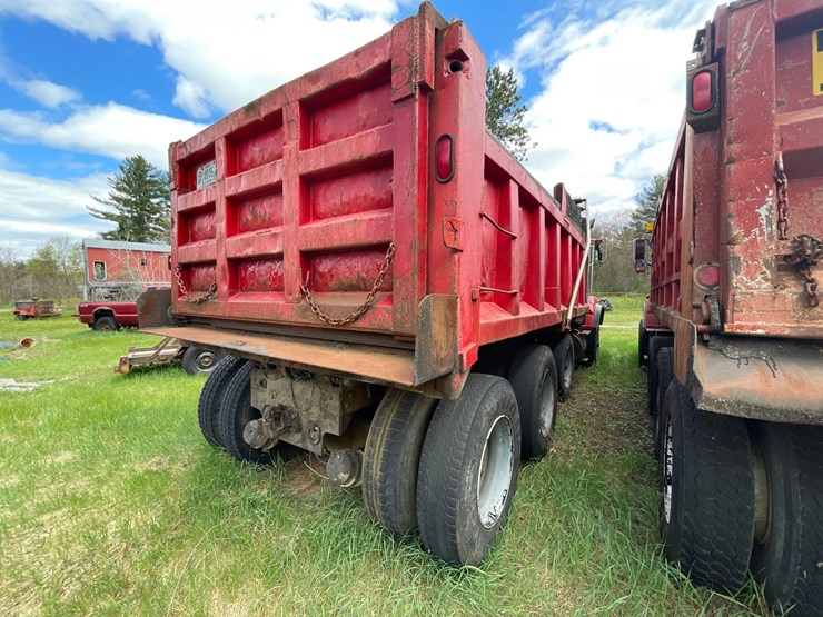 1988-ford-l9000-image-5