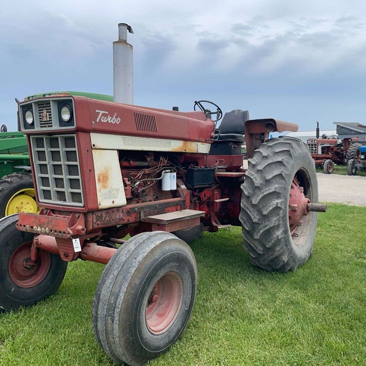 INTERNATIONAL 1566