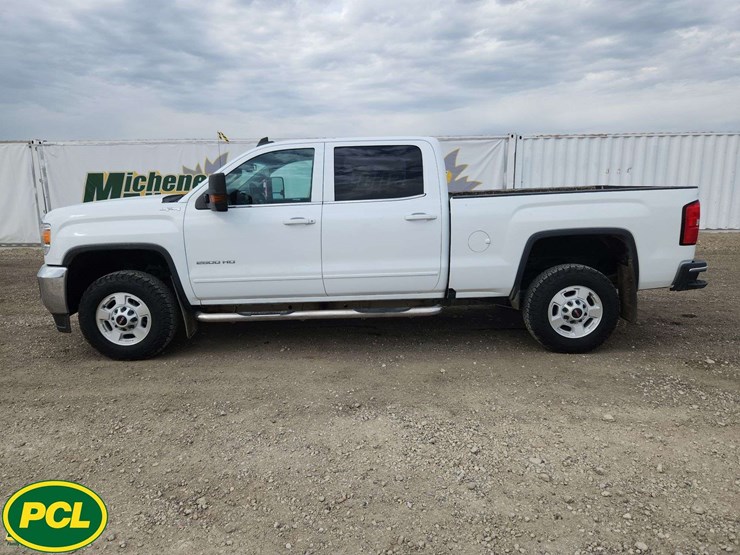 2017-gmc-sierra-2500hd-image-6