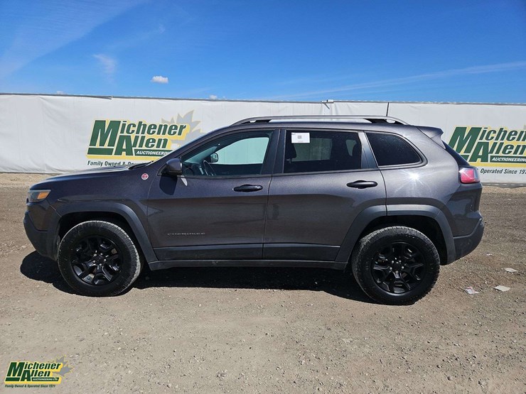 2019-jeep-cherokee-image-6