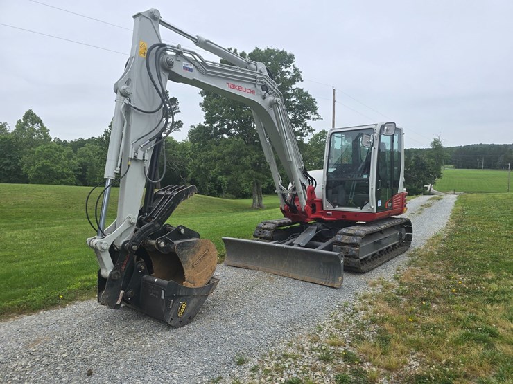 2024-takeuchi-tb290-image-1