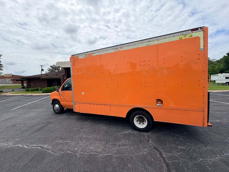 #24061-•-1998-ford-econoline-box-truck-image-6