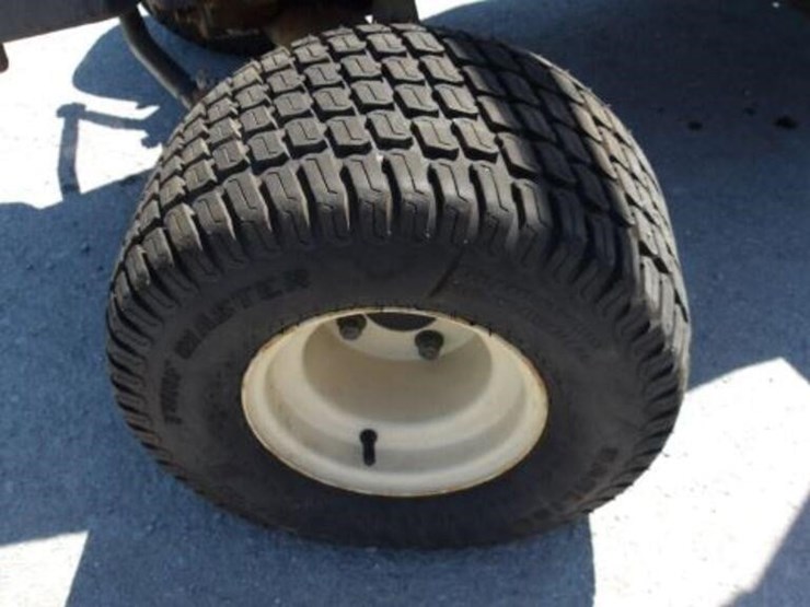 2006-kubota-f3680-image-47