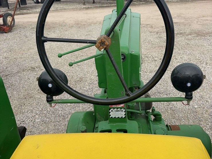 1950-john-deere-b-image-12