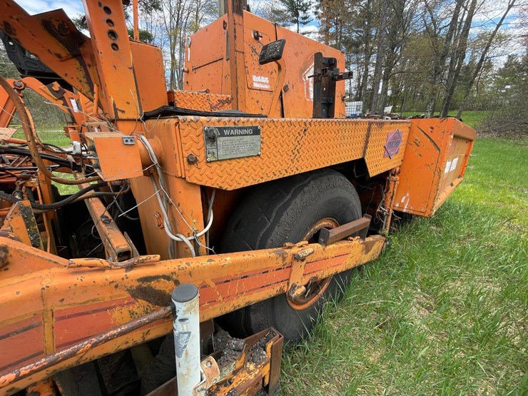 #2869-•-blaw-knox-paver-(or)-image-25