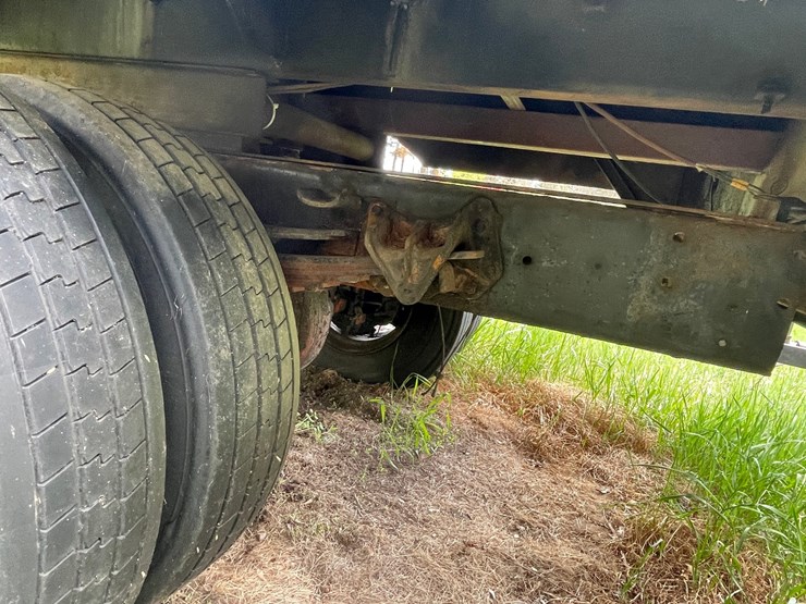 #2881-•-1990-international-sealcoating-truck-(has-wi-title)-(or)-image-27