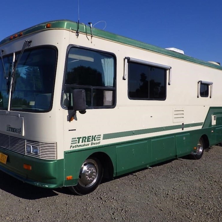 1996 CHEVROLET P30