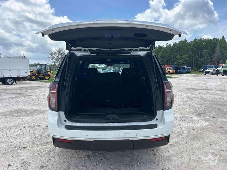 2024-chevrolet-tahoe-image-28