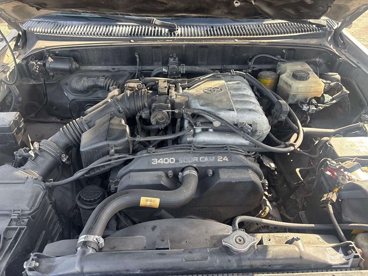 2002-toyota-4-runner-image-7