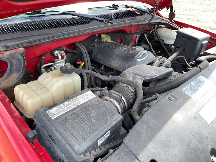 #1304-•-2005-gmc-sierra-pickup-truck-*non-runner*-(has-mn-title)-image-15