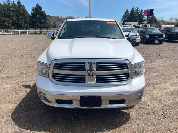2016-dodge-ram-1500-image-8
