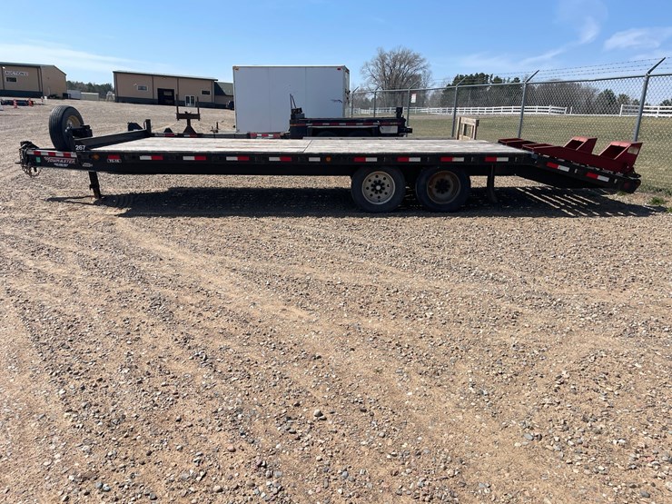 #1204-•-2021-towmaster-flatbed-trailer-(has-mn-title)-image-4