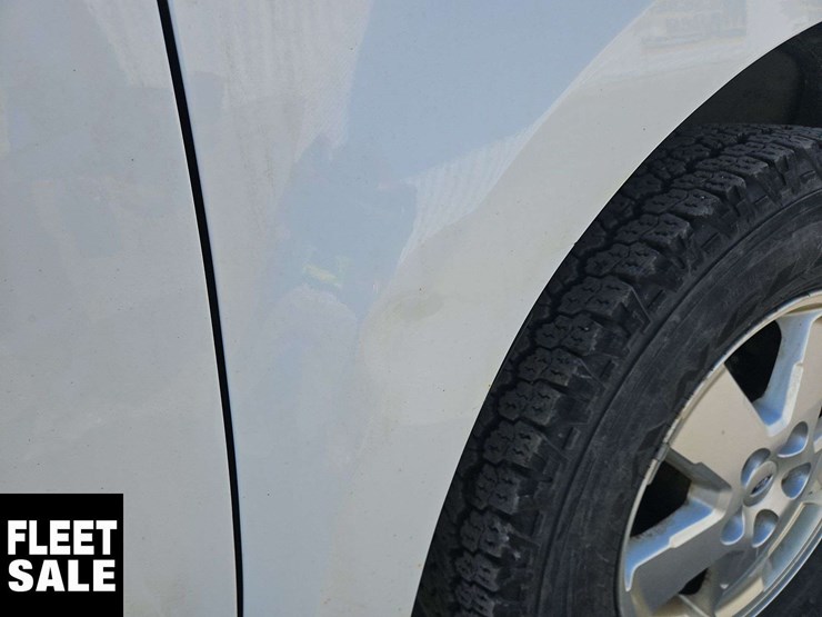 2011-ford-escape-image-30