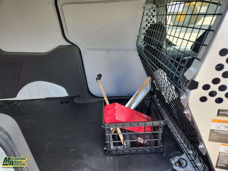 2022-ford-transit-connect-image-18