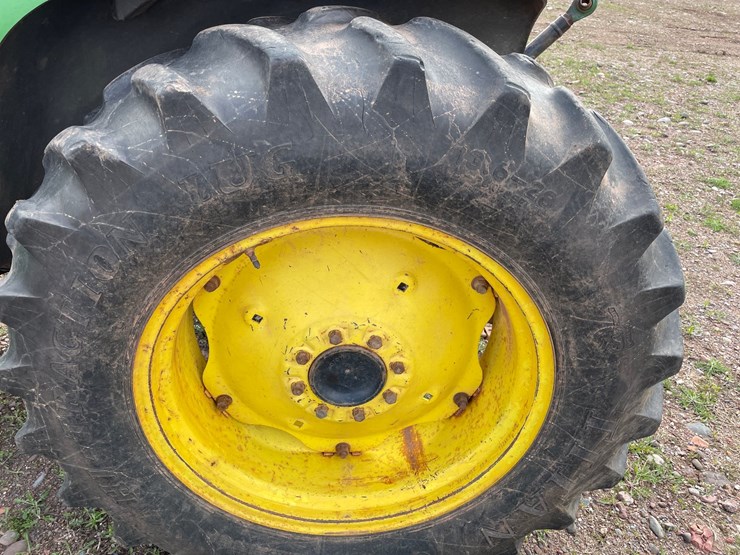 2005-john-deere-4120-image-18