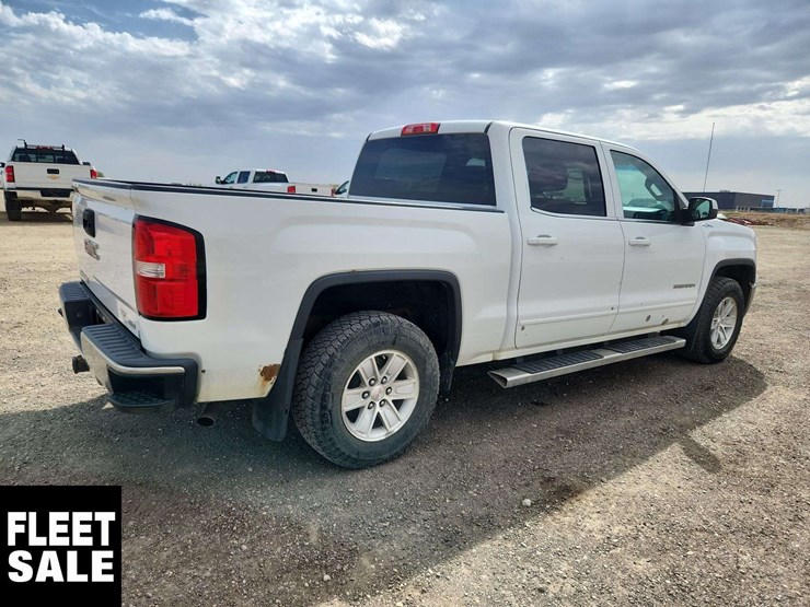 2015-gmc-sierra-1500-image-4