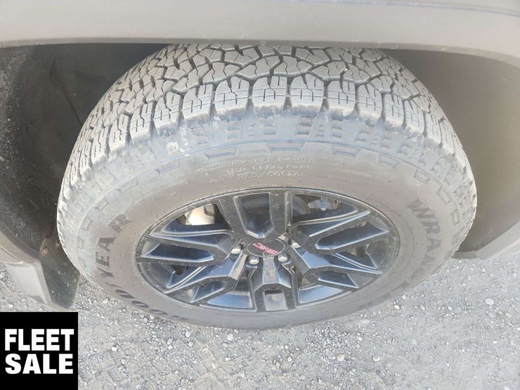 2021-gmc-sierra-1500-image-10