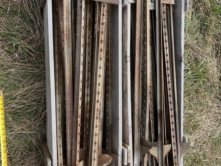 60x-5ft.-t-posts-image-1