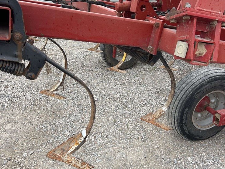 case-ih-4300-image-3