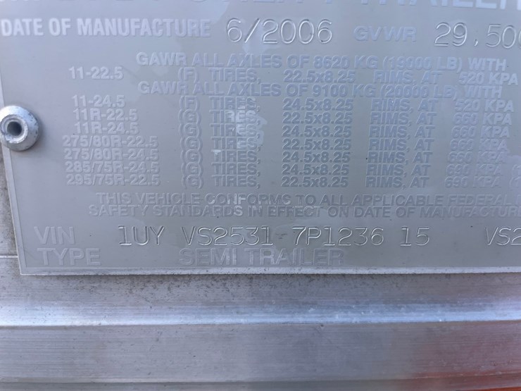 2007-utility-4000dx-image-32
