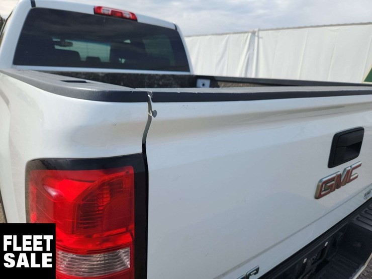 2015-gmc-sierra-1500-image-43