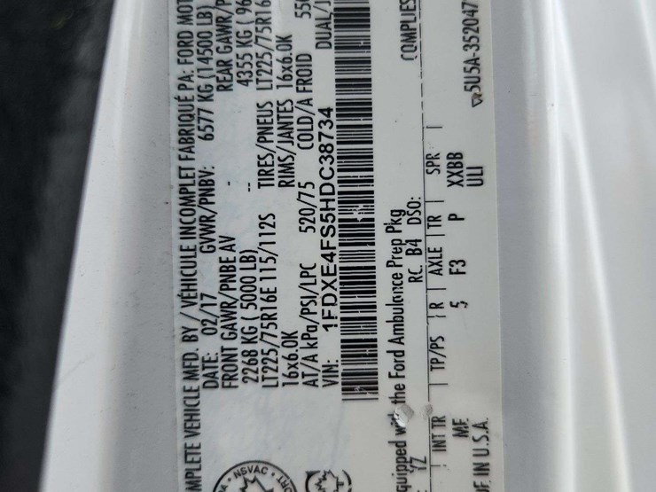 2017-ford-e450-image-24