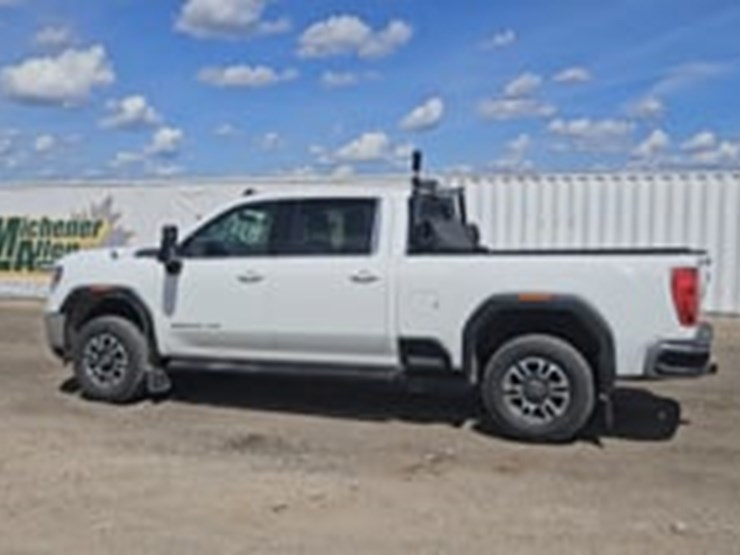 2022-gmc-sierra-2500hd-image-5