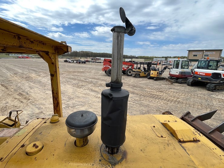 1974-caterpillar-d5-image-18
