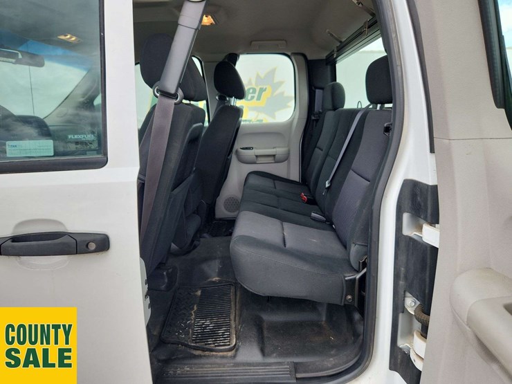 2013-gmc-sierra-1500-image-16