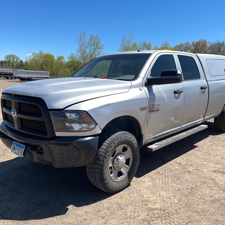 2015 DODGE 3500