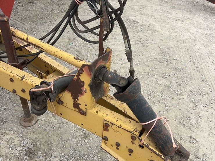 new-holland-308-image-2