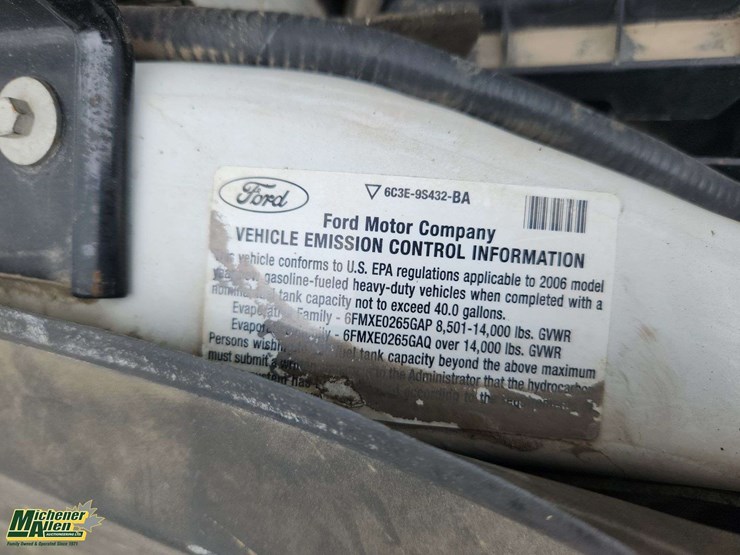 2006-ford-f450-xl-image-58
