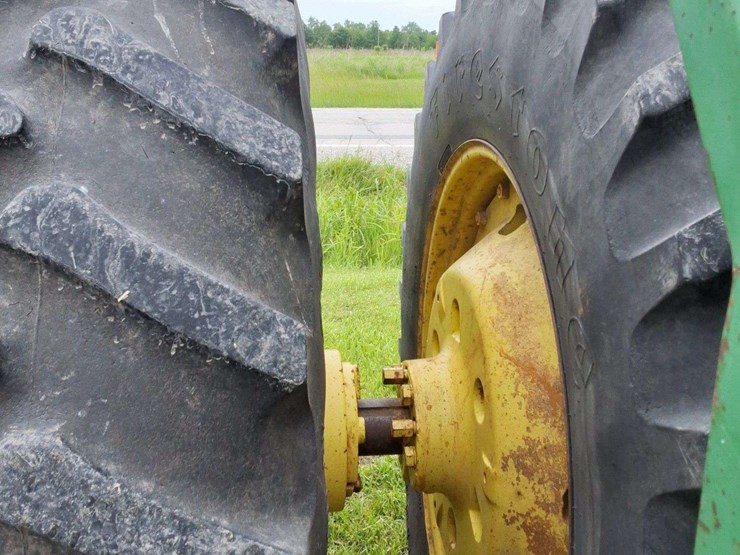 john-deere-8640-image-15