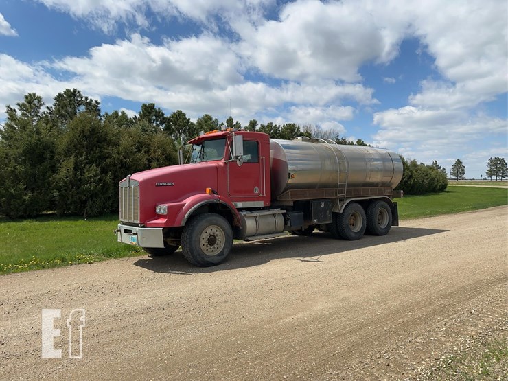 2000-kenworth-t800-image-1