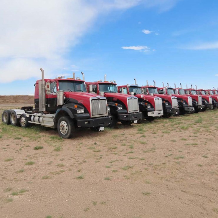 2015 WESTERN STAR 4900
